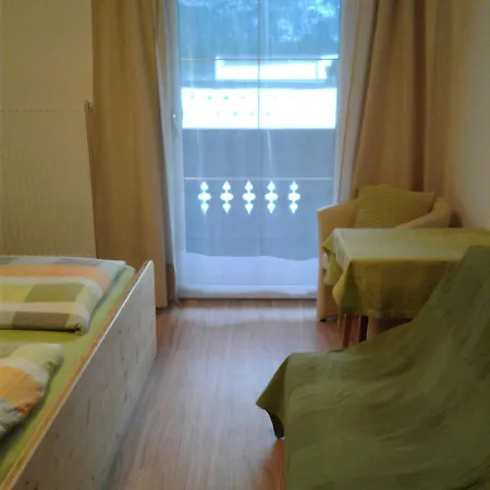 Haus Alpenrose Πανσιόν 5*