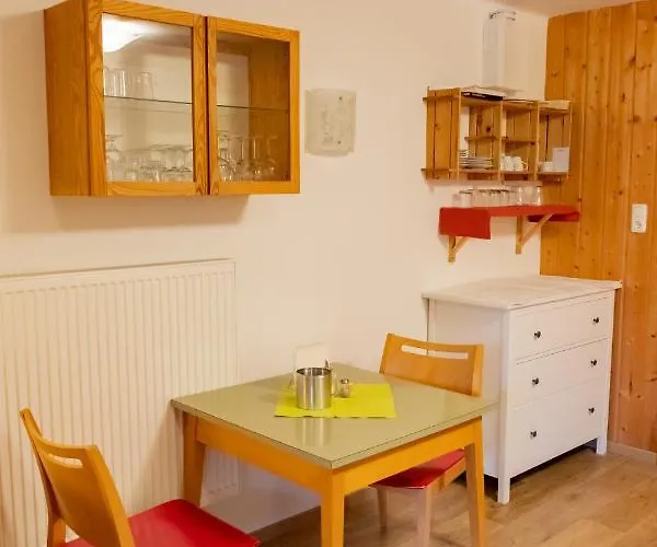 Haus Alpenrose Guest house