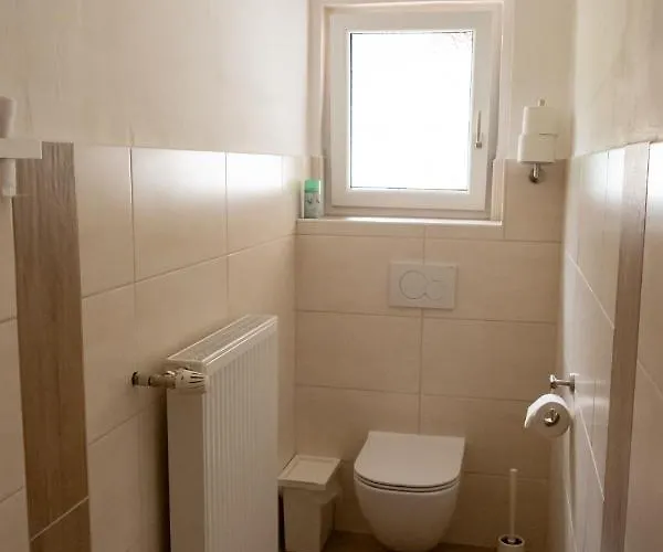 Haus Alpenrose Guest house