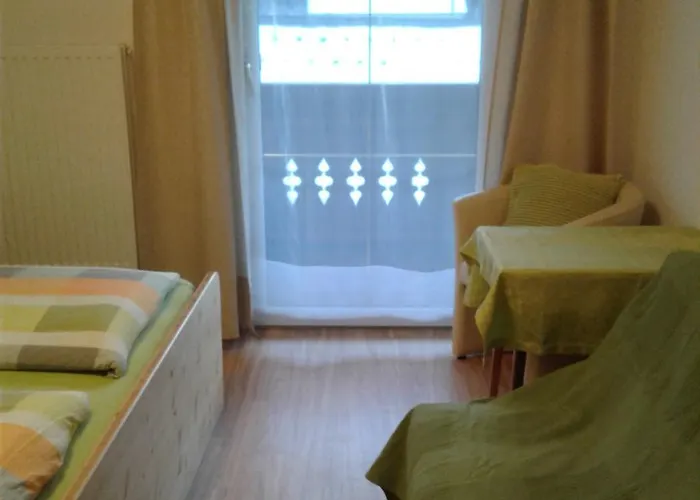 Haus Alpenrose Guest house 5*