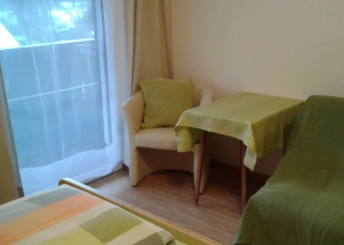 Haus Alpenrose Guest house 5*